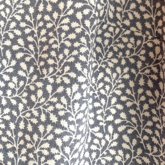 H&M Floral Print Short Sleeved Blouse - Picture 6 of 7